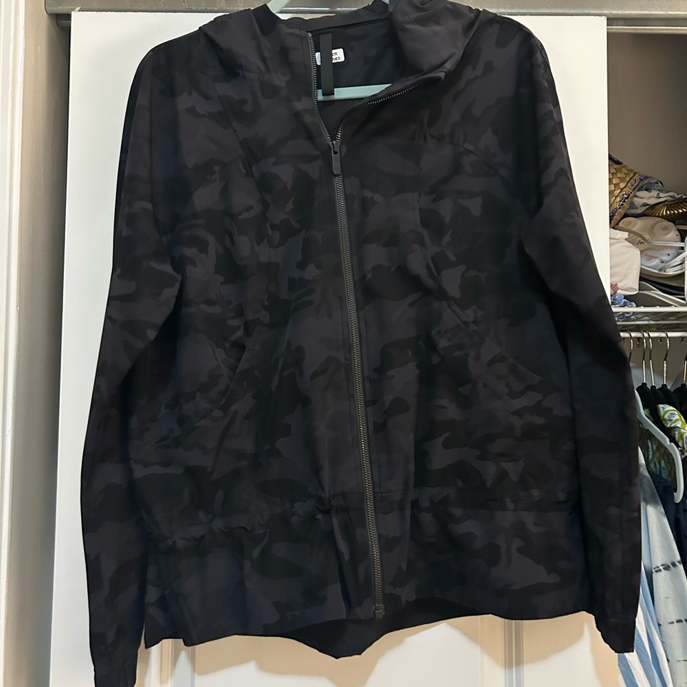 lululemon athletica Black Camouflage Windbreaker